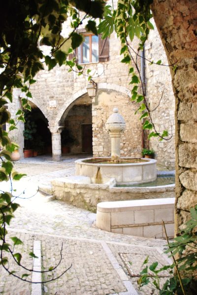 Place du Mont Agel